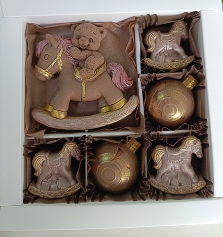 Шоколадный набор с лошадкой и мишкой