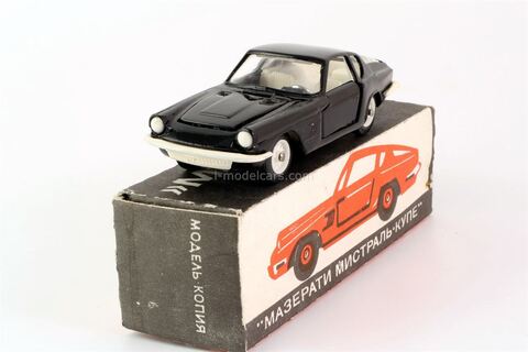 Maserati Mistral Coupe USSR remake Mebetoys 1:43