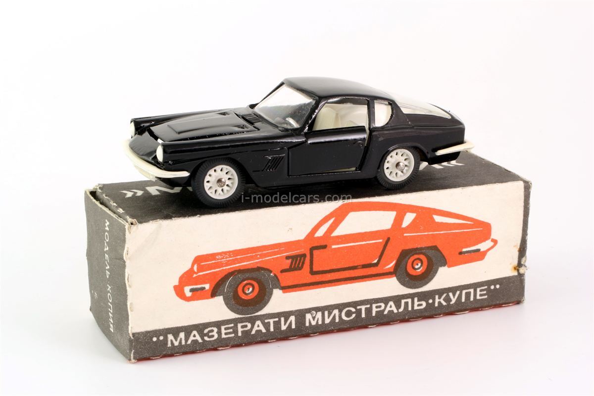 Maserati Mistral 1984 シルバー ミニカー Maserati Mistral Coupe 