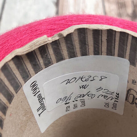 Меринос экстрафайн TOLLEGNO 1900 NEW ROYAL 2/60 цикламен