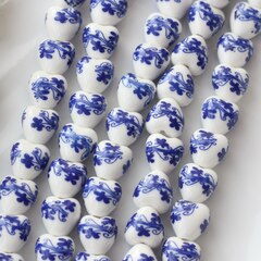 Бусина Сердце, керамика, белая с синей росписью, 12 мм, 1 нить, К084