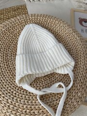 Демисезонная шапка