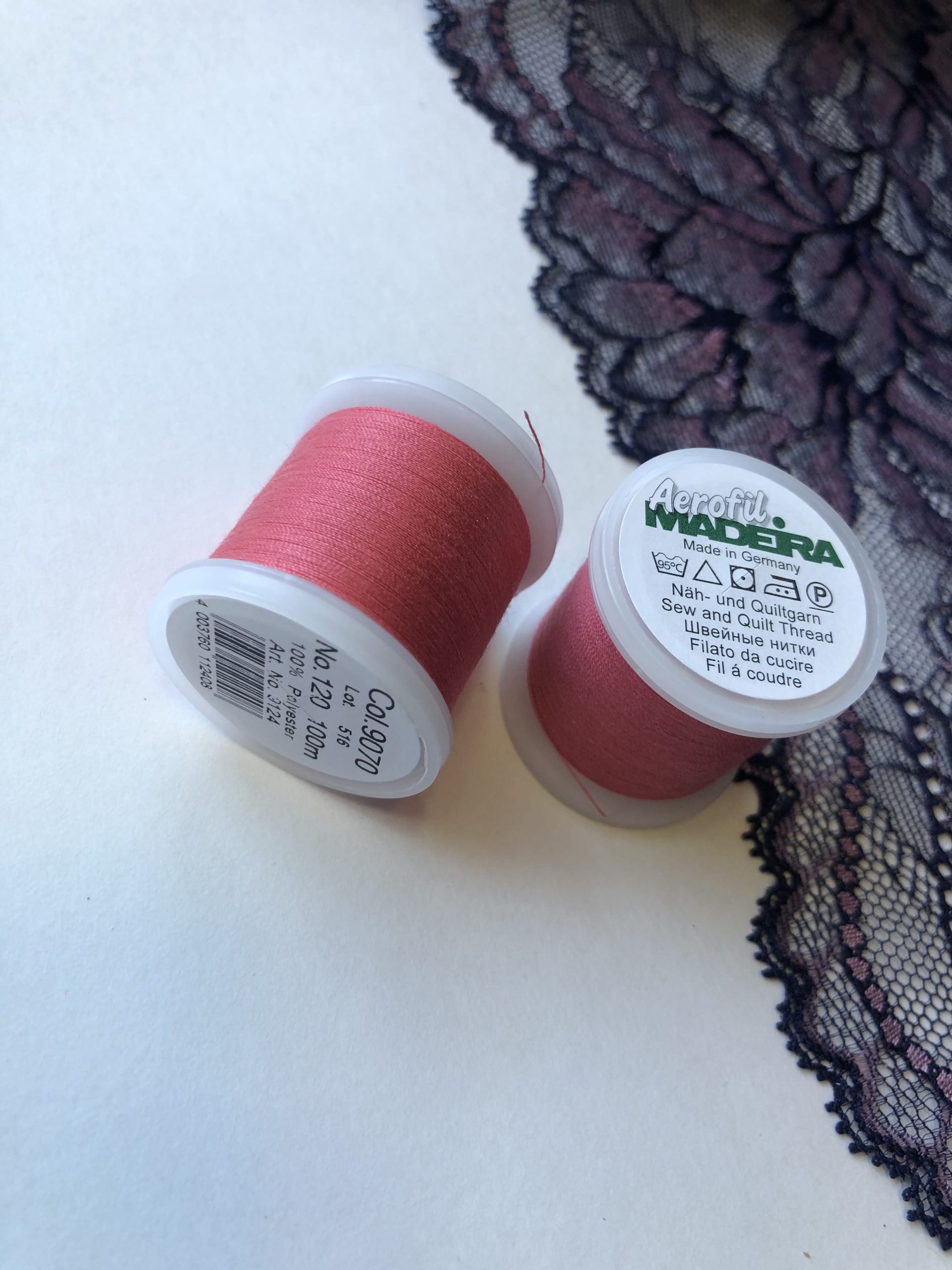 Нитки швейные Madeira aerofil №120 Col. 9070 коралл (100 м)