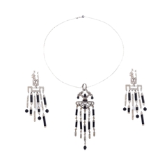 Комплект - серьги, колье и цепь из золота 750 пробы с бриллиантами и агатами