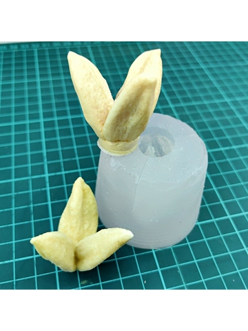 Вайнер силиконовый серединка Пиона 6х6см