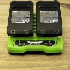 Зарядное устройство Greenworks 24V 2А G24X2UC2 на 2 аккумулятора