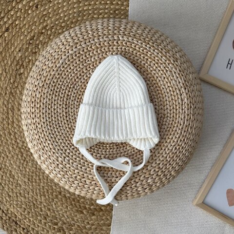 Демисезонная шапка