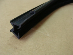 уплотнение опускного стекла УАЗ-3163 верхнее задней левой двери