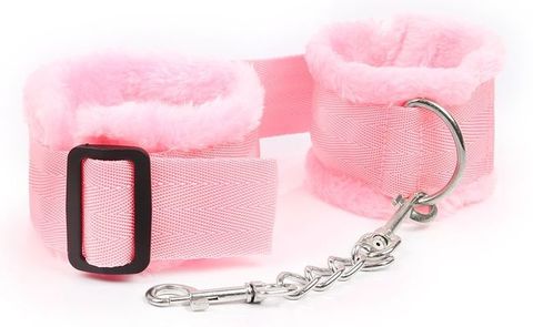 Розовые меховые наручники на регулируемых черных пряжках - Notabu NOTABU NTB-80575