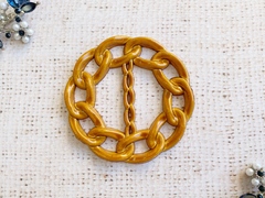 Пряжка, ш. 4 см, d 7 см.