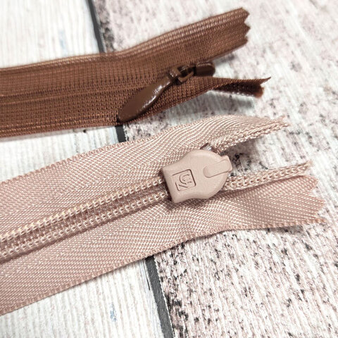 Молния потайная пластиковая YKK 50-69 см