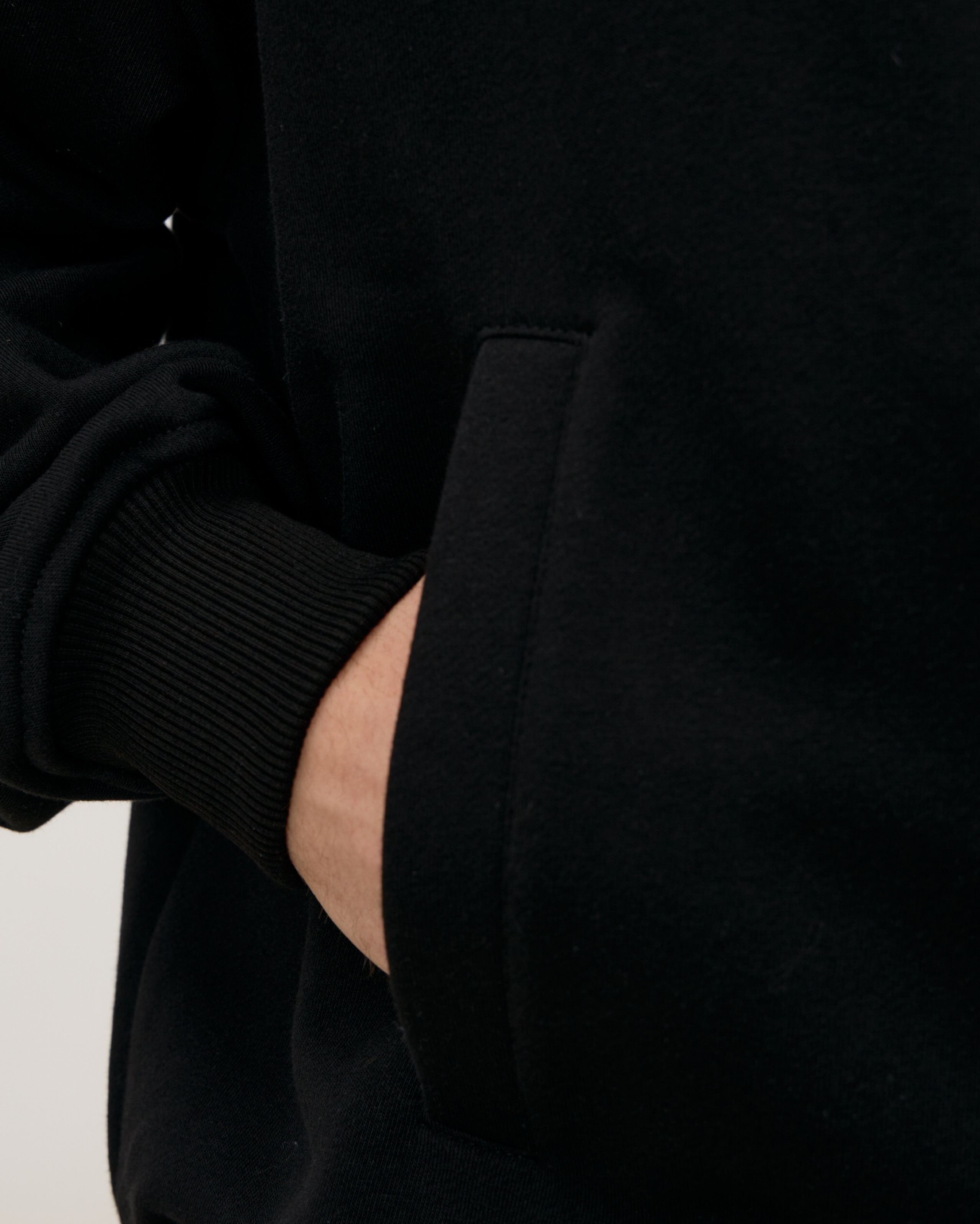 Худи ZIP MAN OVER, черное