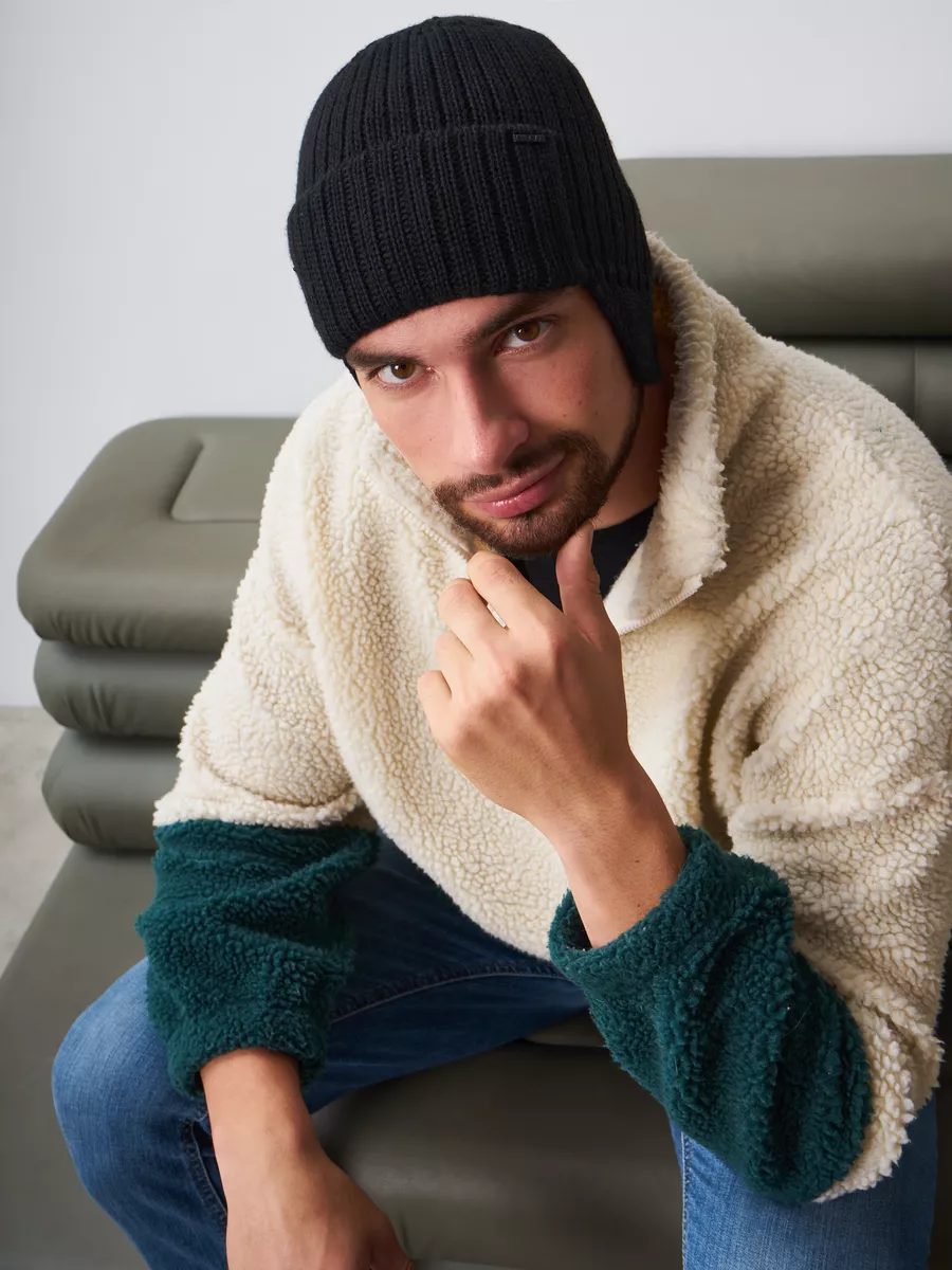 Шапка ушанка зимняя вязаная на флисе