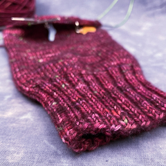 Носочная пряжа ручного окрашивания «Борщ»