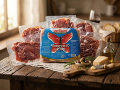 Обрезь с блока прошутто Крудо