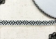 Тесьма жаккард двухсторонняя, ш. 1,5 см, чёрный/белый