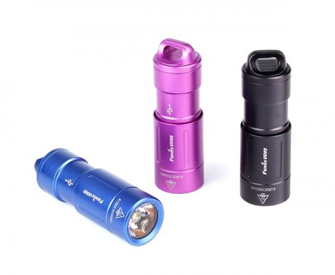Карманный фонарь Fenix UC02 Cree XP-G2 S2 (синий, черный, пурпурный)