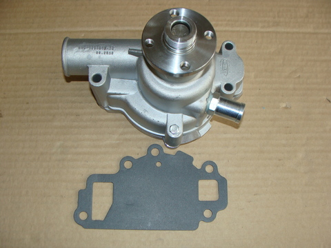 Водяной насос  УАЗ Д20 (Keno) н.о.