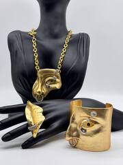 Кольцо на два пальца LIPS с пирсингом в стиле Schiaparelli