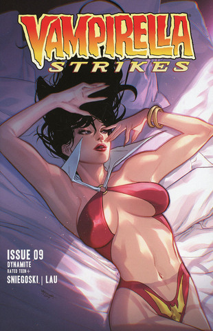 Vampirella Strikes Vol 3 #9 (Cover B)