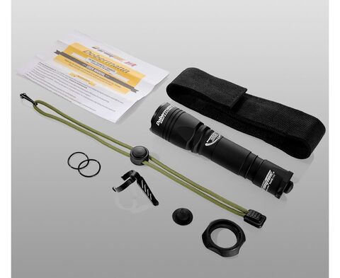 Фонарь ручной Armytek Dobermann XP-L HI черный/белый лам.:светодиод. CR123x2 (F02003BW)