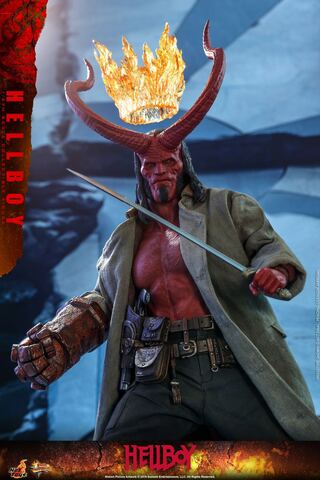 Фигурка Коллекционная Хэллбой масштаб 1/6 Hot Toys