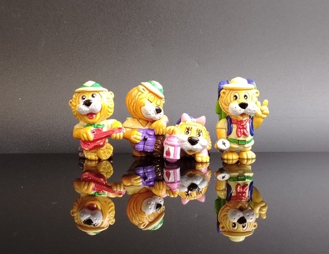 Львята туристы Kinder Ferrero 1993 год 4 штуки