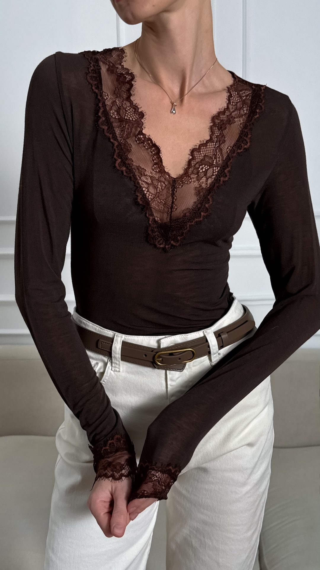 Лонгслив с кашемиром и кружевом