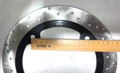 Задний тормозной диск на Honda 750 XRV AFRICA TWIN 1990-г.в.