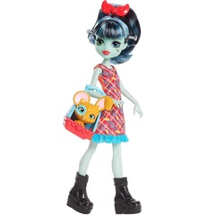 Аливия Штейн и питомец Гигаватт. Семья монстров