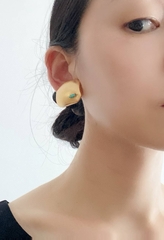 sergi-klipsy-transformery-s-podveskami-iz-latuni-ysl