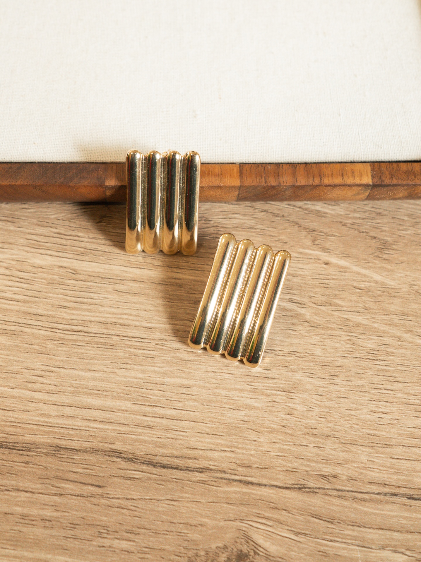 Прямоугольные рифленые серьги