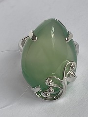 Агат зеленый (кольцо из серебра)