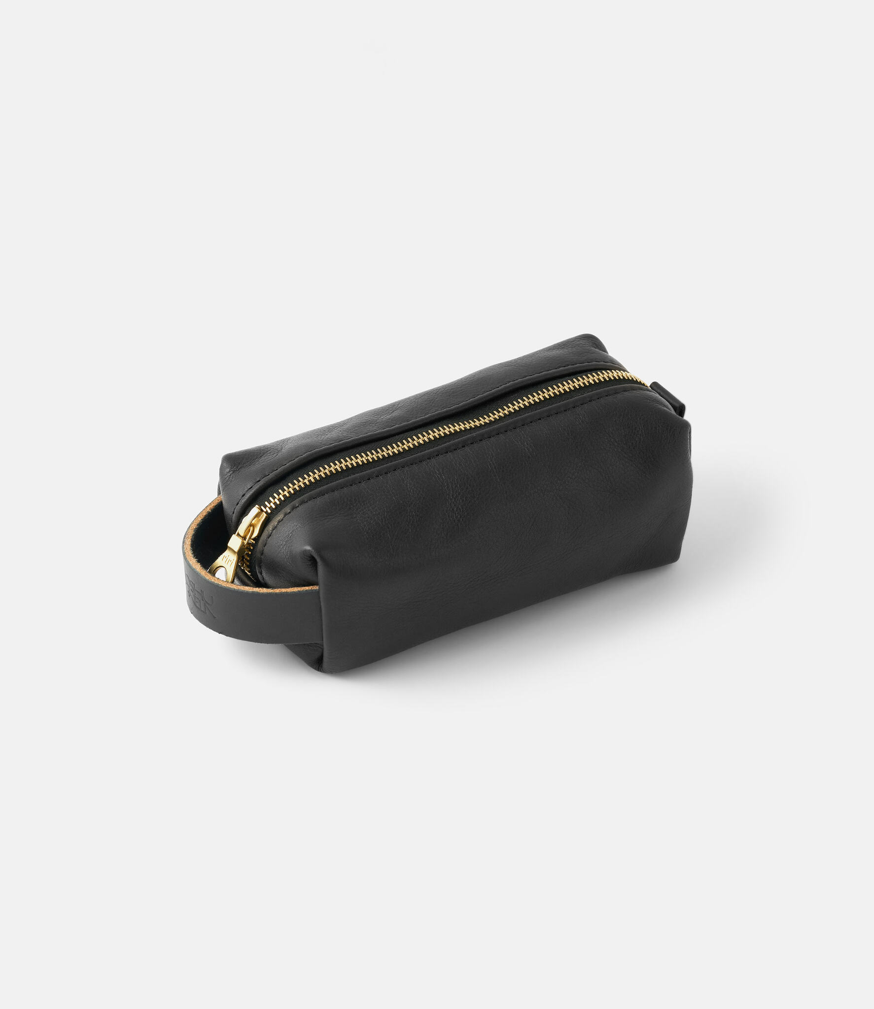 Joshu+Vela Dopp Kit in Leather Small Black — несессер из кожи