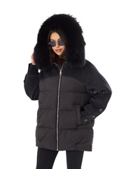Удлиненный комбинированный пуховик черного цвета
