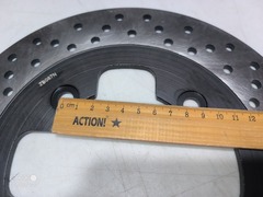 Диск тормозной задний на KAWASAKI NINJA ZX 1100 ZX11 D1-D9 / ZZR 1100 93-01 г.в