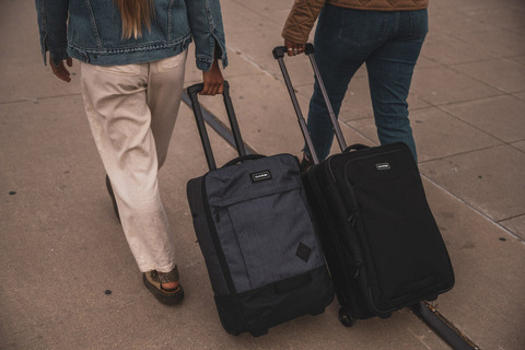 Картинка сумка на колесах Dakine D.101.2138 Black - 4