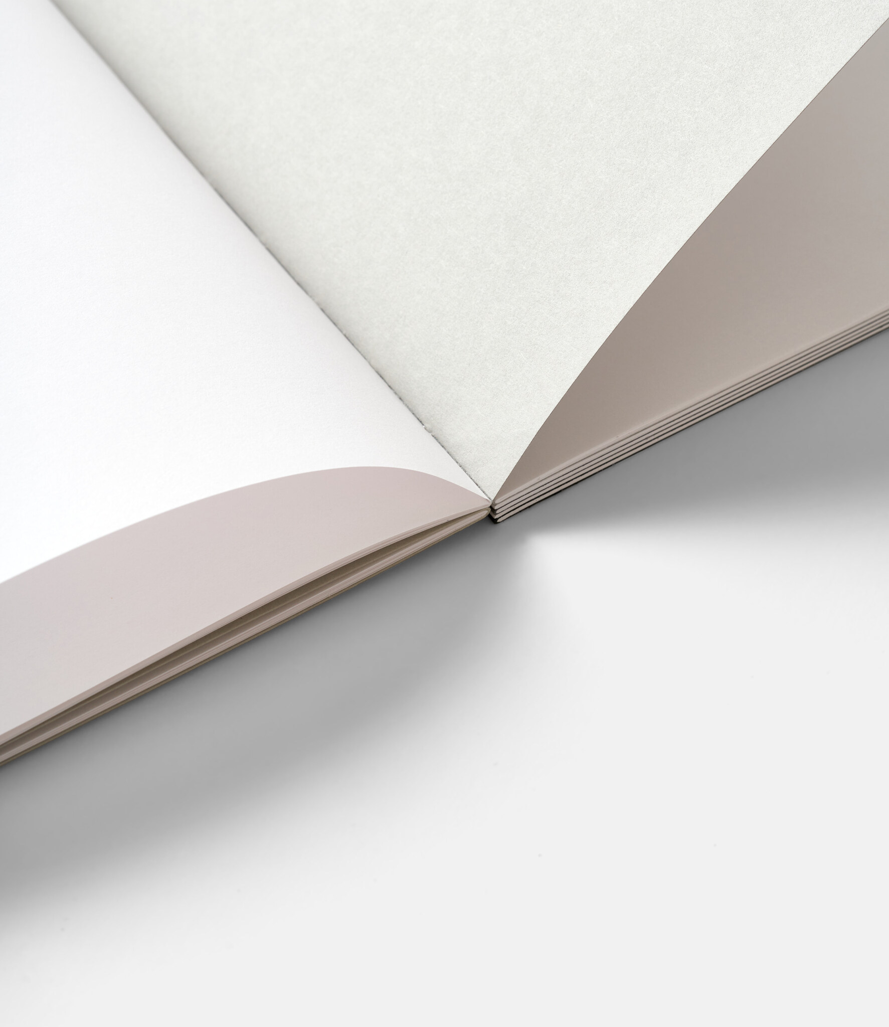 Mishmash The Notebook Pale Grey — блокнот с разделителями