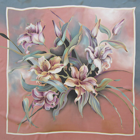 Шелковый платок батик Лилии пастель 90х90 см