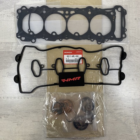 Honda Комплект прокладок 06111-MFL-000