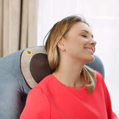 uShiatsu массажная подушка для шеи медицинская