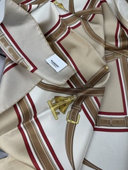 Шёлковый шарф Burberry, 210х70см, Ремни, подшит, с бирками и пакетом