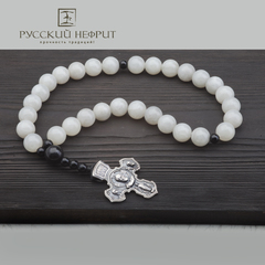 Чётки с серебряным крестом. Белый нефрит Д 12мм.