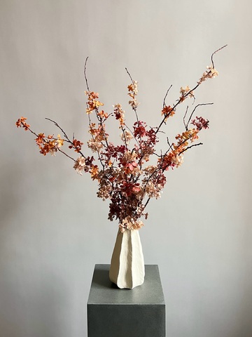 Композиция в вазе Сакура осенняя