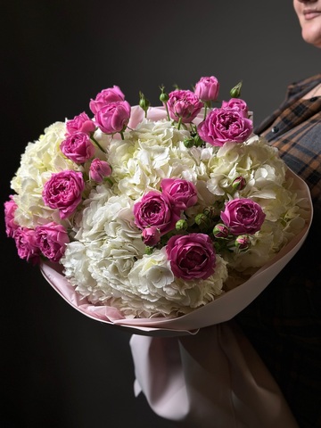 Дуо букет « Роза и гортензия»