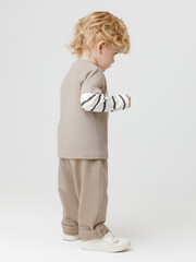 брюки  для мальчика  КР 400826/темно-бежевый 1104 к636