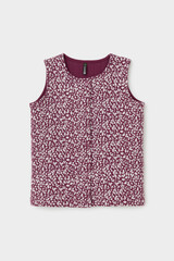 жилет  для девочки  КР 302575/насыщенная клюква,милые цветочки к499