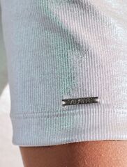 Футболка облегающая из хлопка в рубчик с U вырезом и матовым покрытием металлик  D49.120 (129368)