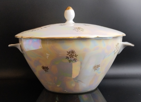 Супница фарфоровая из сервиза "Мадонна", Kahla GDR, люстр, изображение, золочение, винтаж времён 1970-1990 гг