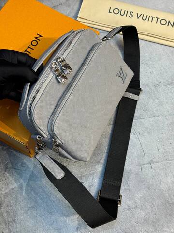 Сумка-мессенджер Louis Vuitton Avenue серый